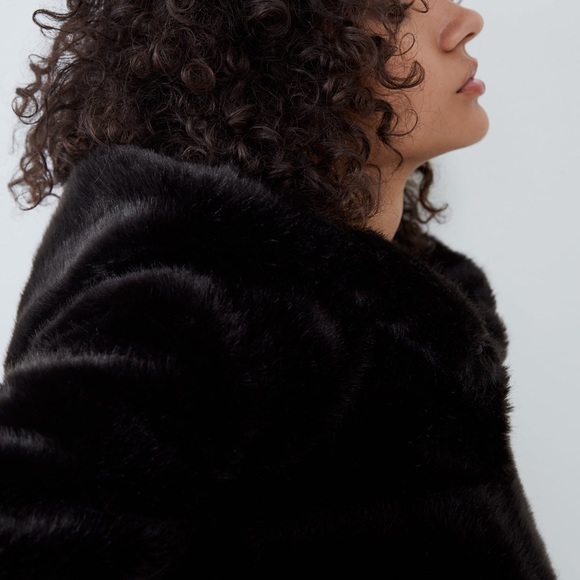 Zara Faux Fur Hooded Coat - Picture 3 of 13